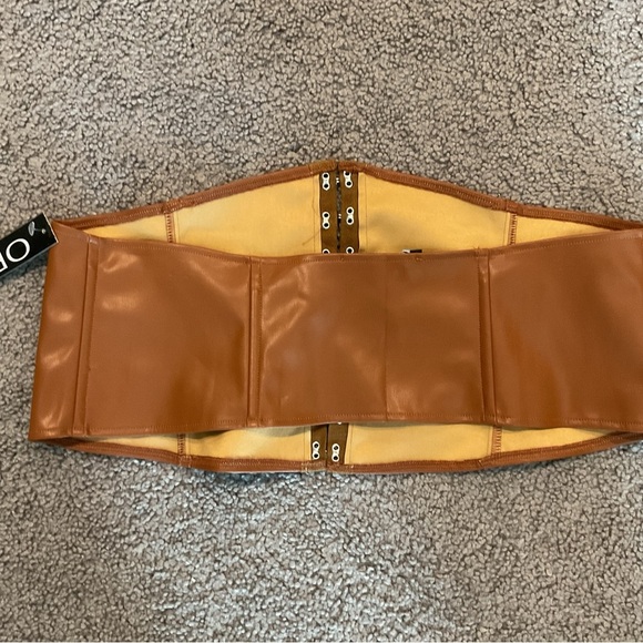 OPPA Brown Pleather Stretchy Wide Corset Bustier Eyelet Belt Y2K Gift sz 2X, NWT - Picture 4 of 4